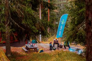 Rast ved speiderbanner