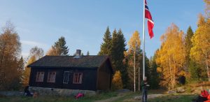 Dugnad på speiderhytte